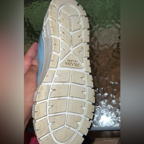 Good condition missing soles - Picture 3 of 3